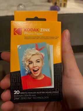 Kodak 2x3" Premium Zink Photo Paper - 20 Sheets Sticky-Backed
Photo Paper